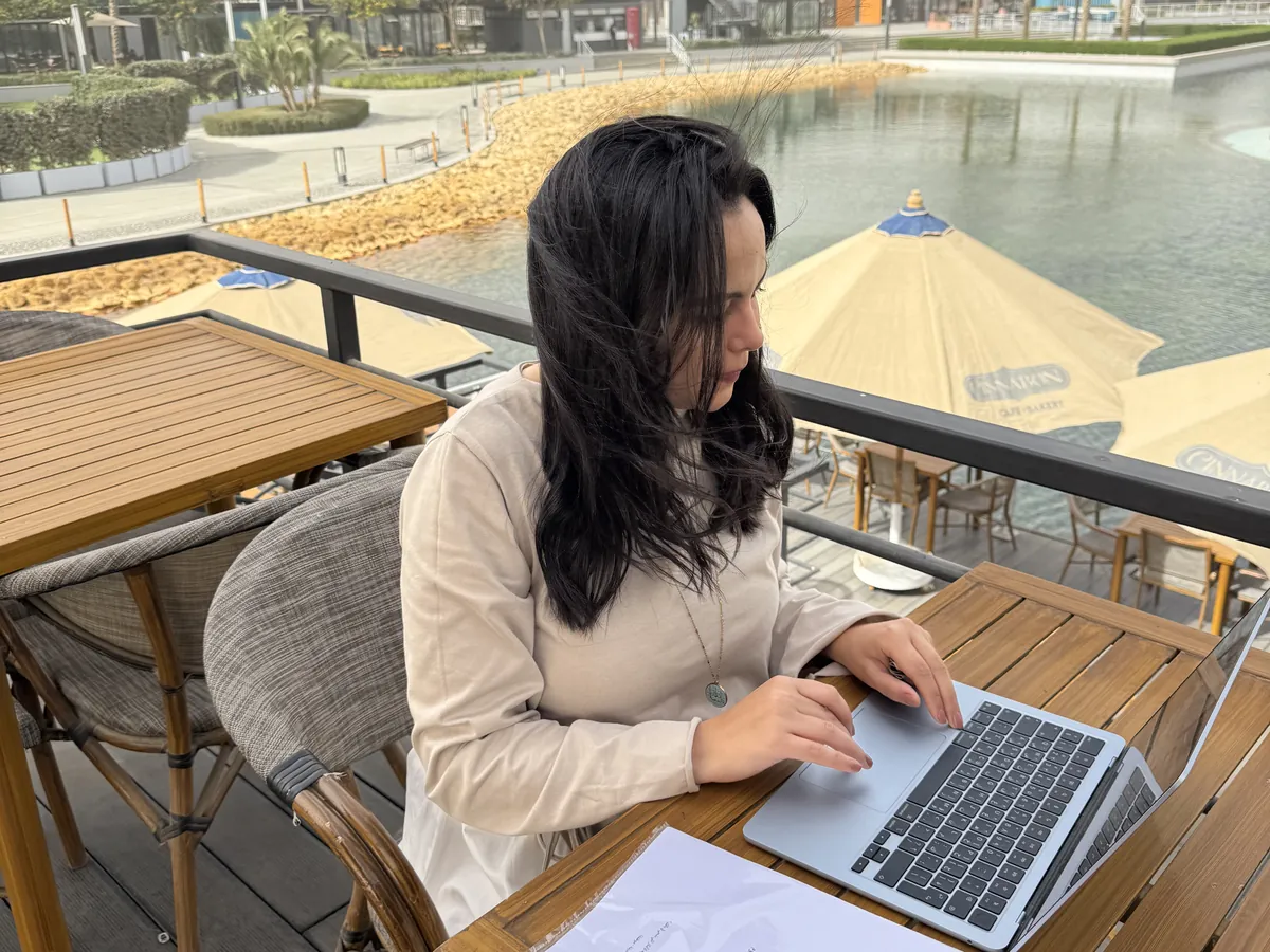 Rahma working on a Brand Brain plan